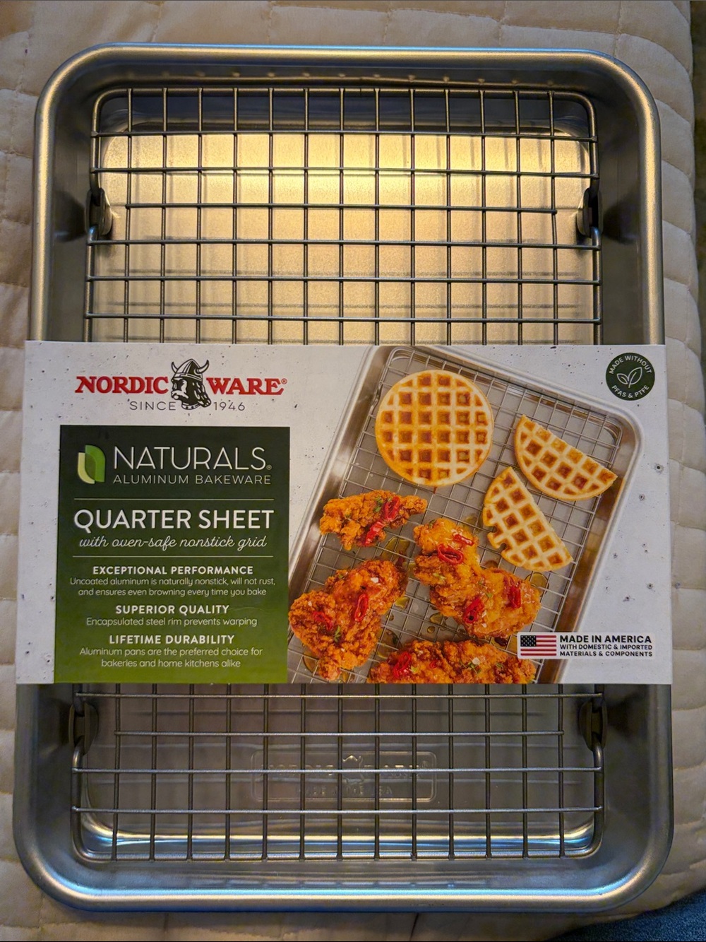 Nordic Ware Naturals Aluminum Quarter Sheet with Nonstick Grid - NWT